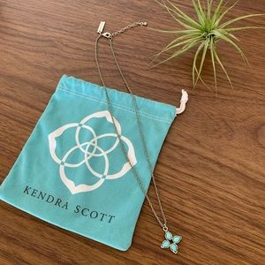 Kendra Scott necklace